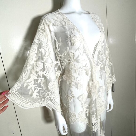 NWOT The She + Sky lace embroidered boho coverup kimono Festival - Picture 6 of 10